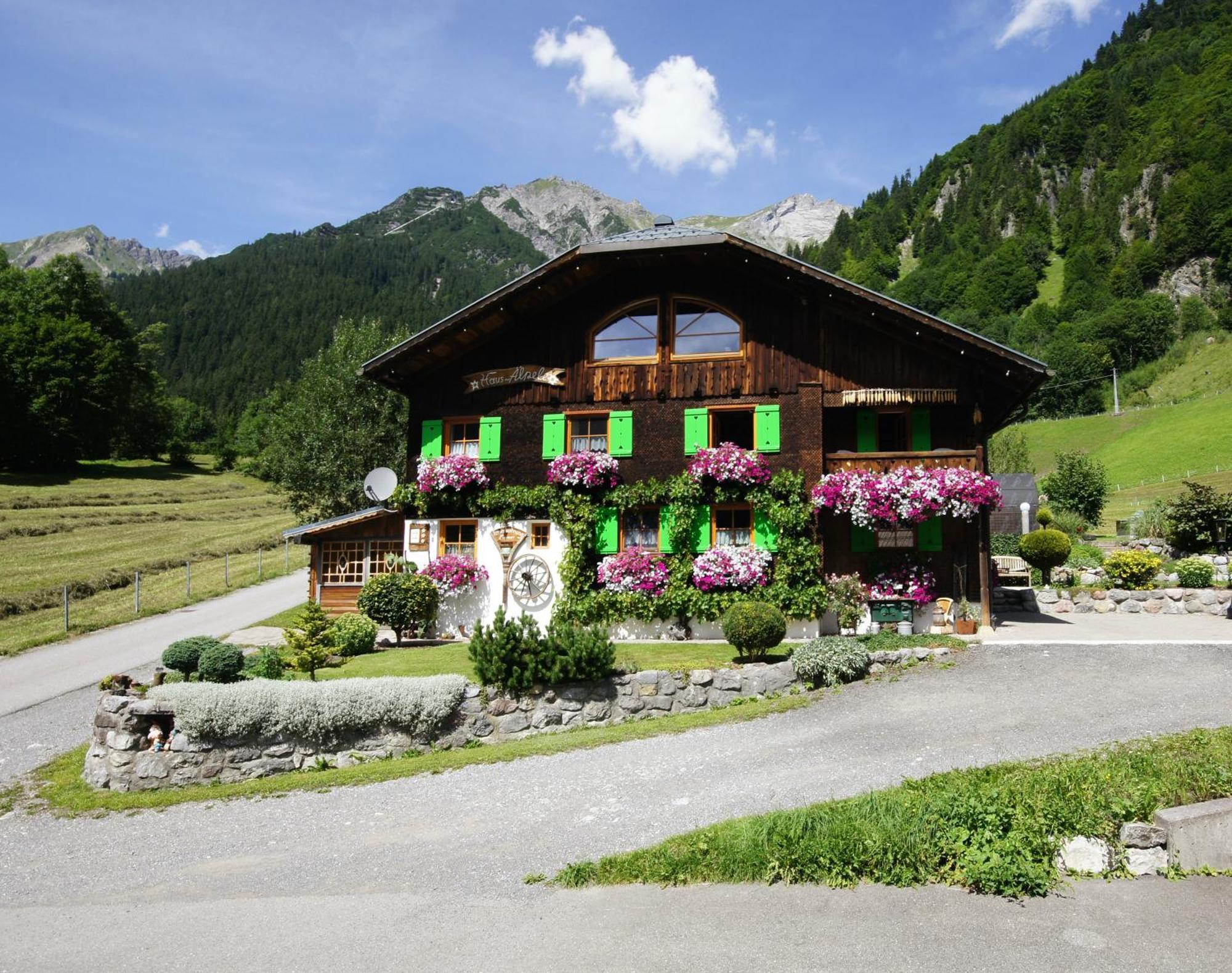Apartamento Haus Aelpele Klösterle Exterior foto