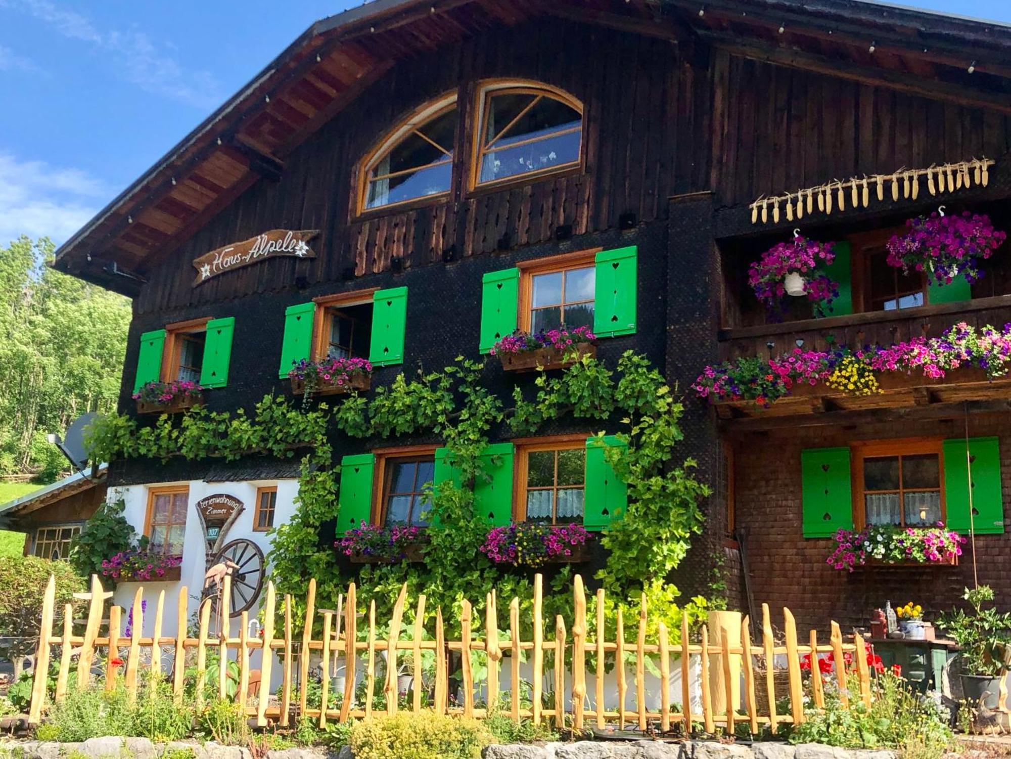 Apartamento Haus Aelpele Klösterle Exterior foto